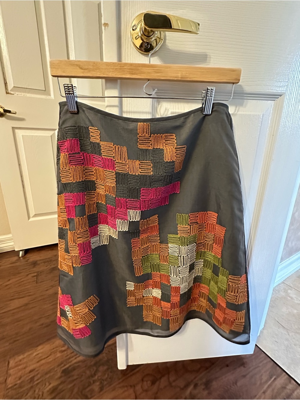 Sigrid Olsen Gray A-Line Skirt with Pink, Orange, Green and Cream Embroidery